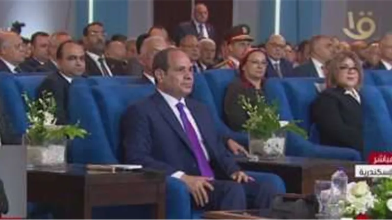 السيسى يترأس المؤتمر الوطنى للشباب ببرج العرب فى الإسكندرية