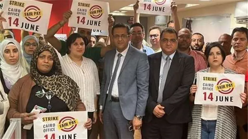 إضراب 80 صحفيًا وإداريًا بمكتب BBC القاهرة عن العمل