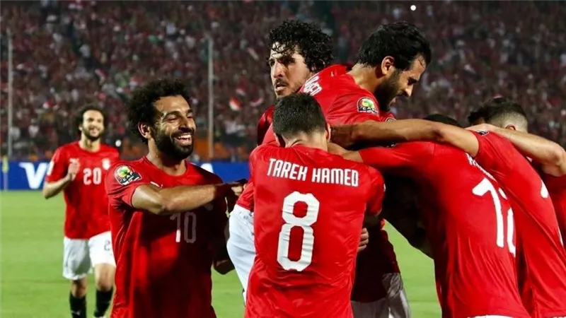 موعد إعلان قائمة محترفين الفراعنة لمواجهة كينيا وجزر القمر