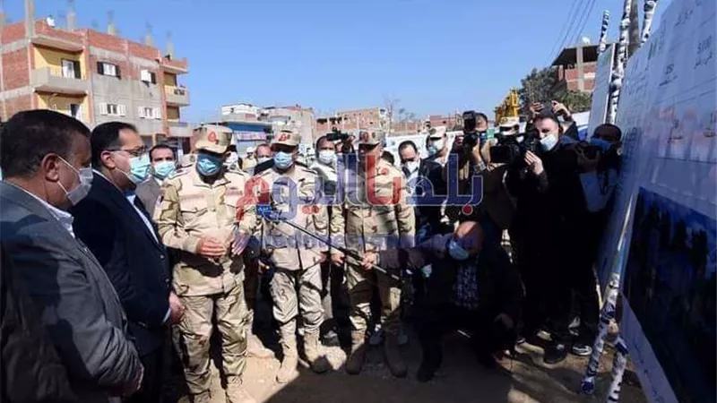 رئيس الوزراء يتفقد محطة مياة الحامول بمنوف