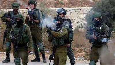 استشهاد فلسطيني وإصابة آخرين في اقتحام قوات الاحتلال لمدينة نابلس