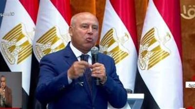 وزير النقل: 13 شركة وطنية تنفذ 18 كيلو مترا أرصفة داخل ميناء 