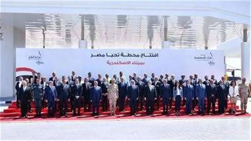 نزلاء دار المسنين بقرية الأبعادية 