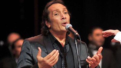على الحجار يحصد جائزة الإبداع بمهرجان همسة الدولي في دورته الــ11