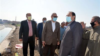 بالصور.. محافظ القليوبية يتفقد أعمال مشروع تبطين الترع
