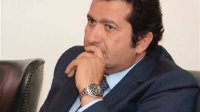 عمر بلبع: السماح باستيراد سيارات 2024.. دلالة على السعي لتحريك السوق