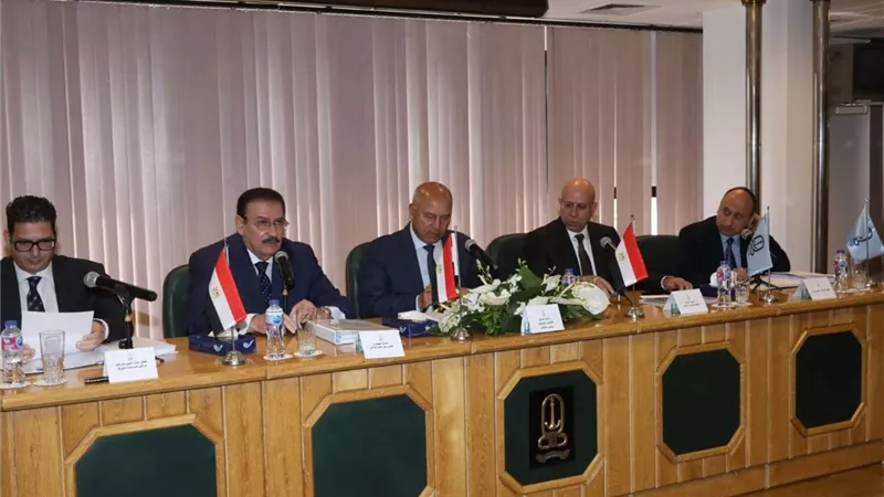وزير النقل يترأس الجمعية العامة لشركة الملاحة الوطنية