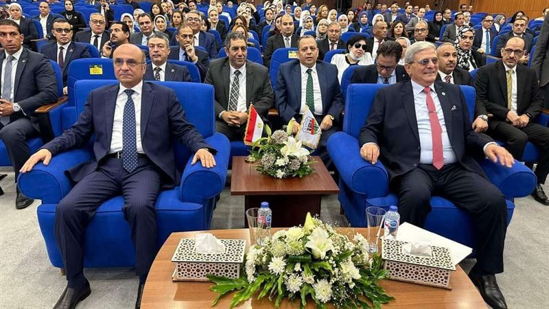 جانب من الحضور 