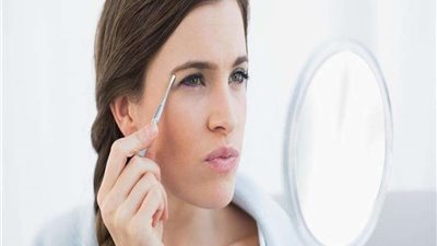شاب يقرر الإنفصال عن حبيبته بسبب لون شعرها