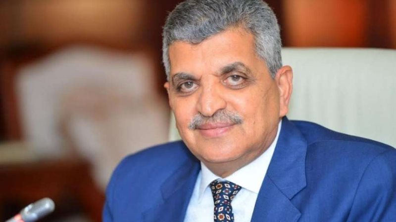 الفؤق أسامة ربيع