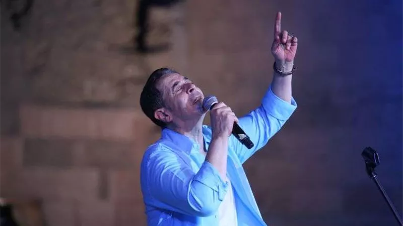 7 يوليو.. مدحت صالح سيقدم أغاني محمد عبد الوهاب على مسرح دار الأوبرا المصرية