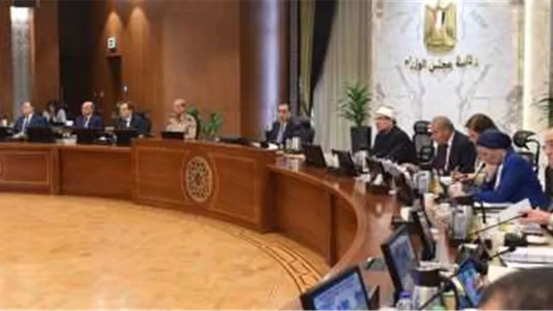 مدبولي يشهد اجتماع الحكومة الأسبوعي