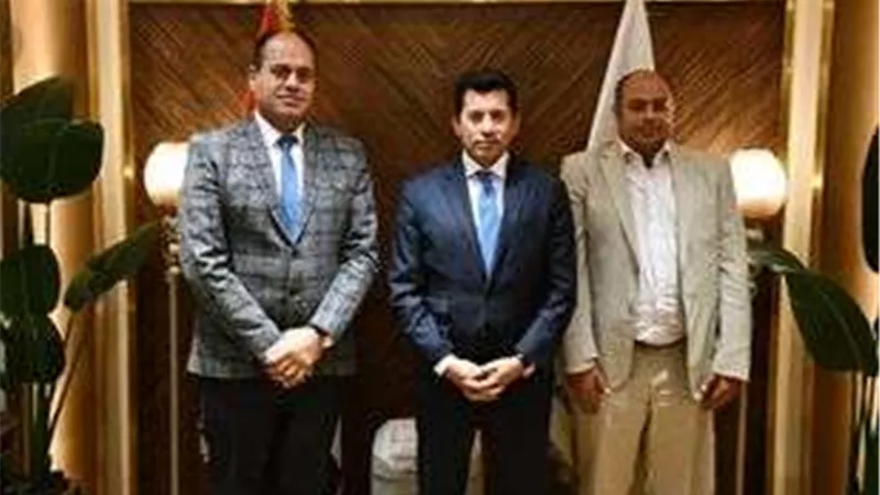 وزير الشباب والرياضة يصدر قراراً بتغيير بعض القيادات