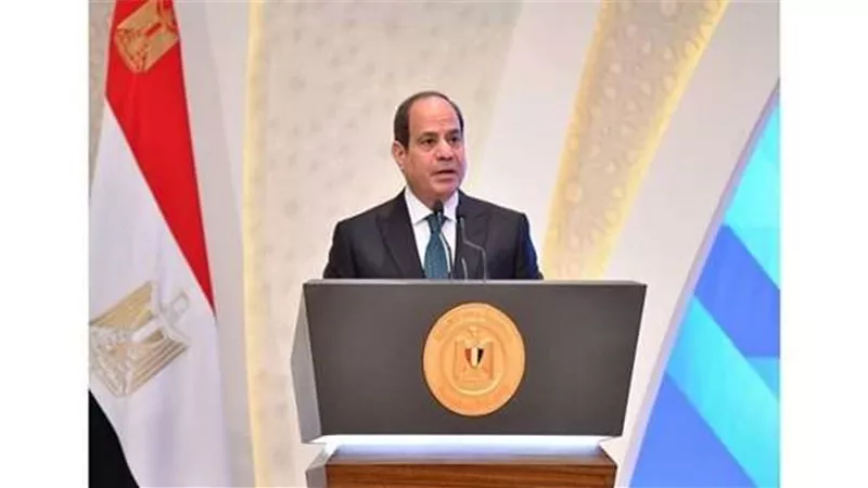 الرئيس السيسي يحضر الجلسة الافتتاحية للقمة الدولية لميثاق التمويل