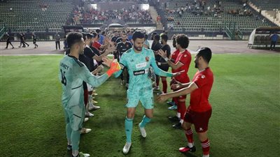 الأهلي يكتسح حرس الحدود بثلاثية في الدوري المصري
