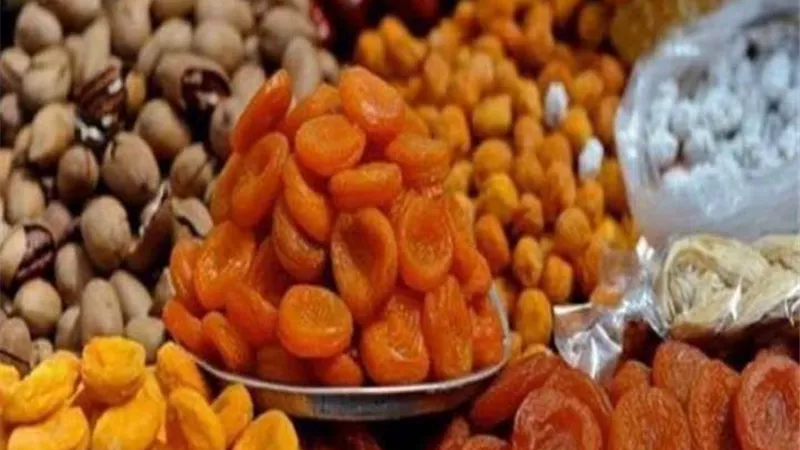 ضبط 25 طن ياميش منتهي الصلاحية