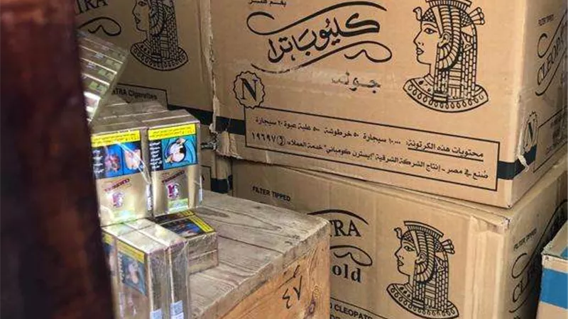 ضبط 3500 علبة سجائر مجهولة المصدر قبل بيعها في السوق السوداء بالشرقية
