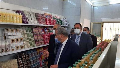 وزير التموين يفتتح مجمع استهلاكي بجنوب سيناء
