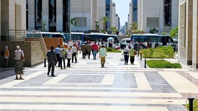 وزارة التجارة والصناعة تعمل بكامل طاقتها فى مقر العاصمة الإدارية الجديدة