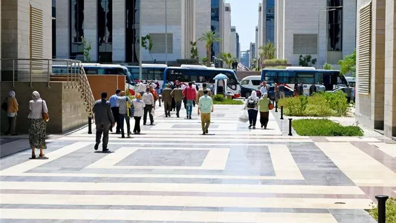 وزارة التجارة والصناعة تعمل بكامل طاقتها فى مقر العاصمة الإدارية الجديدة