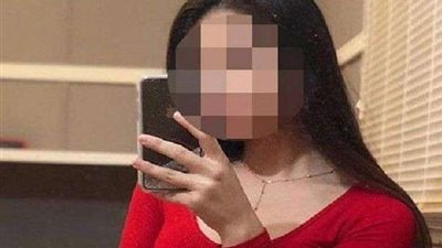 شاب يضبط فيديوهات و صور إباحية لزوجته .. تفاصيل