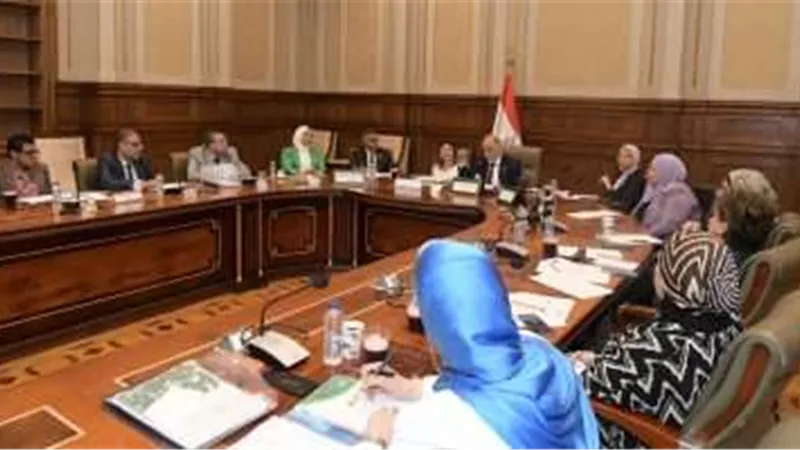 تضامن النواب تطالب بزيادة المبالغ المخصصة للرائدات الاجتماعيات