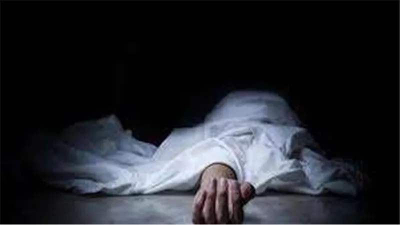 مقتل شخص بسلاح أبيض أمام والدته بالدقهلية