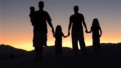 الانحرافات المجتمعية والتفكك الأسري.. لماذا انتشرت هذه الظاهرة؟