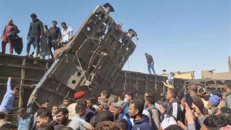 أحمد موسى عن وفاة  490 شخص في  قطاري سوهاج: