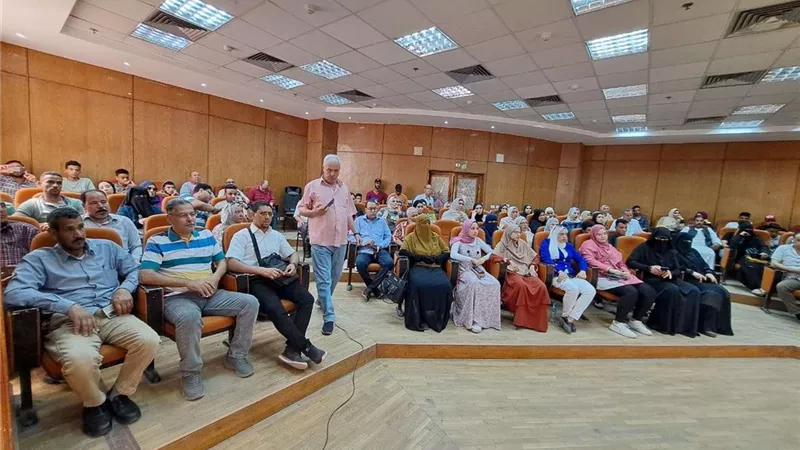 الشباب والرياضة تنظم سلسة ندوات ثقافية داخل مراكز الشباب بالمحافظات احتفالاً بذكرى ثورة 30 يونيو