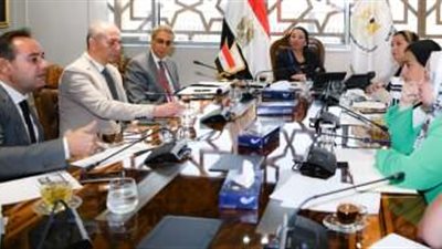 وزيرة البيئة تبحث أخر مستجدات الاستعدادات لجناح مصر الرسمي بمؤتمر COP 28