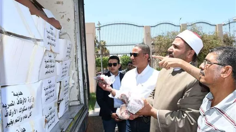 تسليم الدفعة الأولى من لحوم صكوك الأضاحي زنة 2 طناً للأسر الأولى بالرعاية بالفيوم