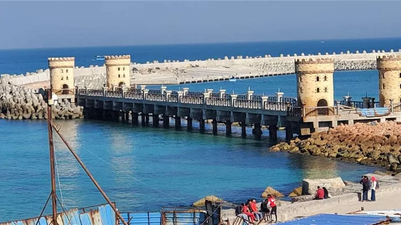 أكبر شاطئ مجاني.. محافظ الإسكندرية: مفيش حد هيطلب منك جنيه