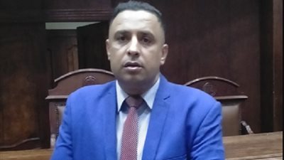 محامي يكشف عقوبة الاتجار فى الأدوية المغشوشة