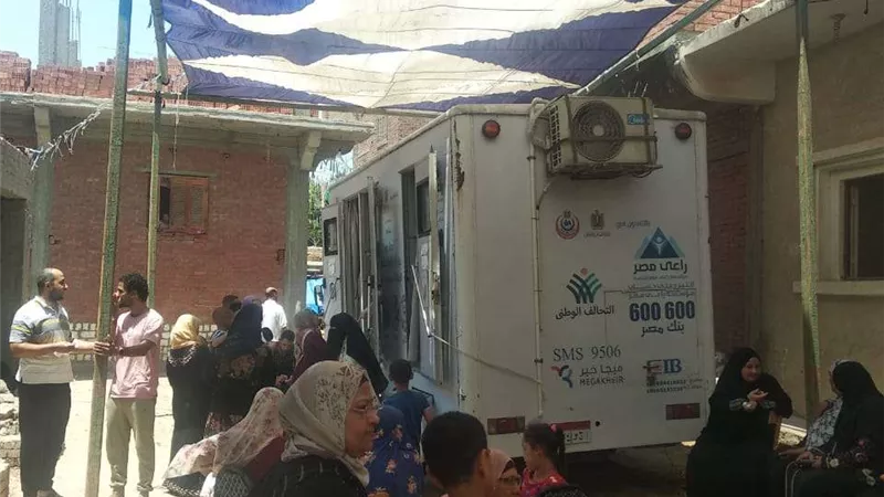 327 مواطن.... إجمالي المستفيدين خلال تنفيذ قافلة طبية بمركز بدر