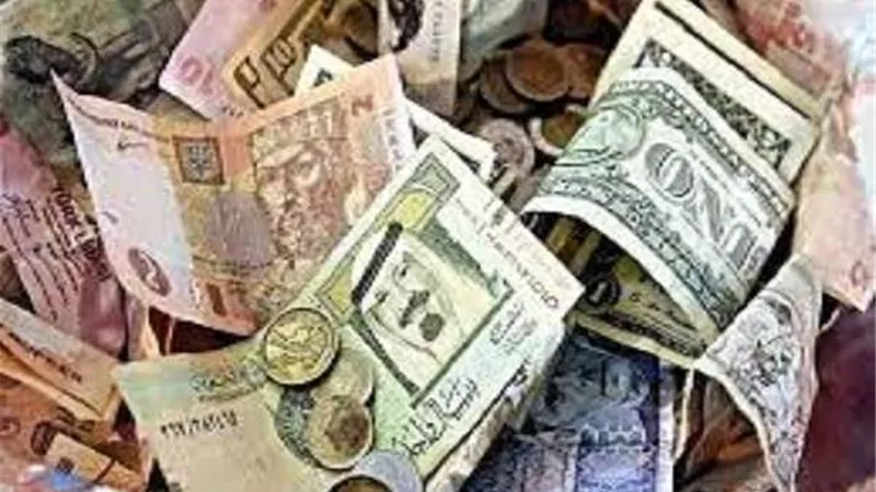 أسعار العملات العربية والأجنبية، اليوم الإثنين 10 يوليو 2023.. فيديو