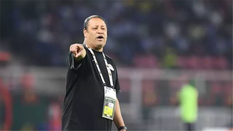 خاص I ضياء السيد: القمة دائمًا بلا توقعات وحظوظ الأهلي أفضل