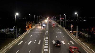 مرور القاهرة يُعلن فتح كوبري سبيل المؤمنين للمتجه إلى مسجد السلام بمدينة نصر