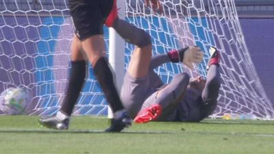 طارق سليمان: شريف إكرامي تسبب في تغيير اتجاه كرة هدف الرجاء إلى مرمى بيراميدز