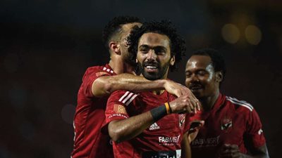 أرقام قياسية وتاريخية من انتصار الأهلي الكاسح برباعية على الزمالك