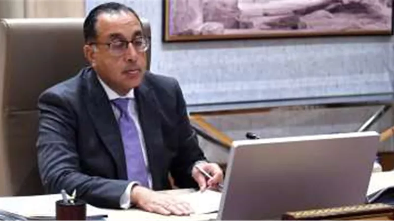 مدبولي يلتقى باللوء خالد فودة محافظ جنوب سيناء.. تفاصيل