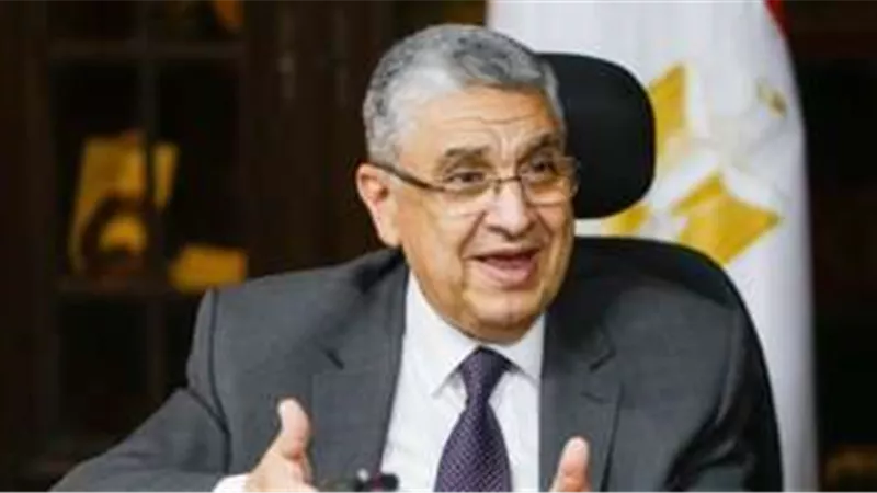 وزير الكهرباء يترأس مجلس إدارة هيئة تنمية واستخدام الطاقة الجديدة