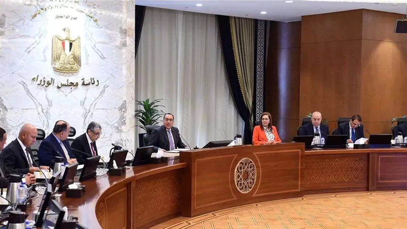 مفاجأة من الوزراء بشأن ودائع المصريين بالقطاع المصرفي