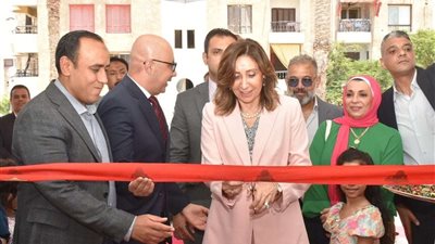 ضمن احتفالات الذكرى العاشرة لثورة 30 يونيو.. وزيرة الثقافة تفتتح المركز الثقافي بالشروق