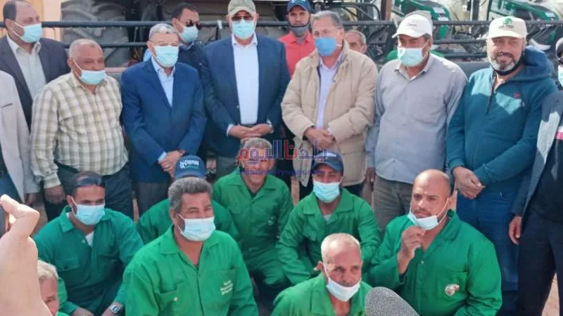 تفاصيل جولة وزير الزارعة بالمنيا اليوم.. صور