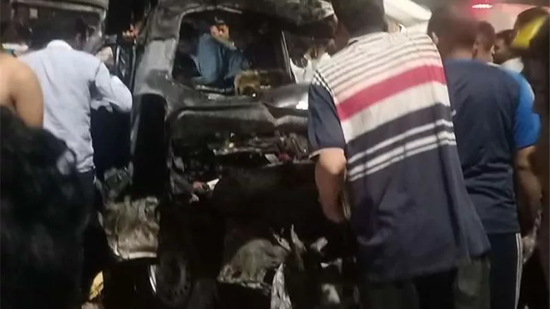 بالأسماء.. إصابة 5 أشخاص في حادث تصادم سيارتين بالبحيرة