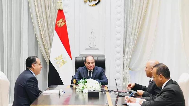 السيسي يوجه بتعزيز نشاط الموانئ المصرية على المستويين الإقليمى والعالمى
