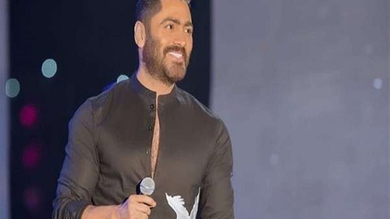 الفنان تامر حسنى