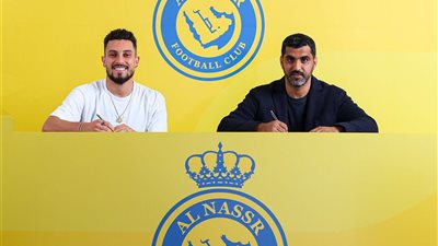 رسميًا.. أليكس تيليس لاعبًا لنادي النصر السعودي قادمًا من مانشستر يونايتد
