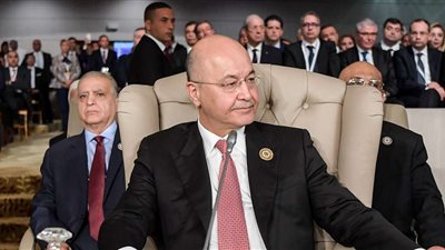 الرئيس العراقي يصف استهداف مطار أربيل بـ